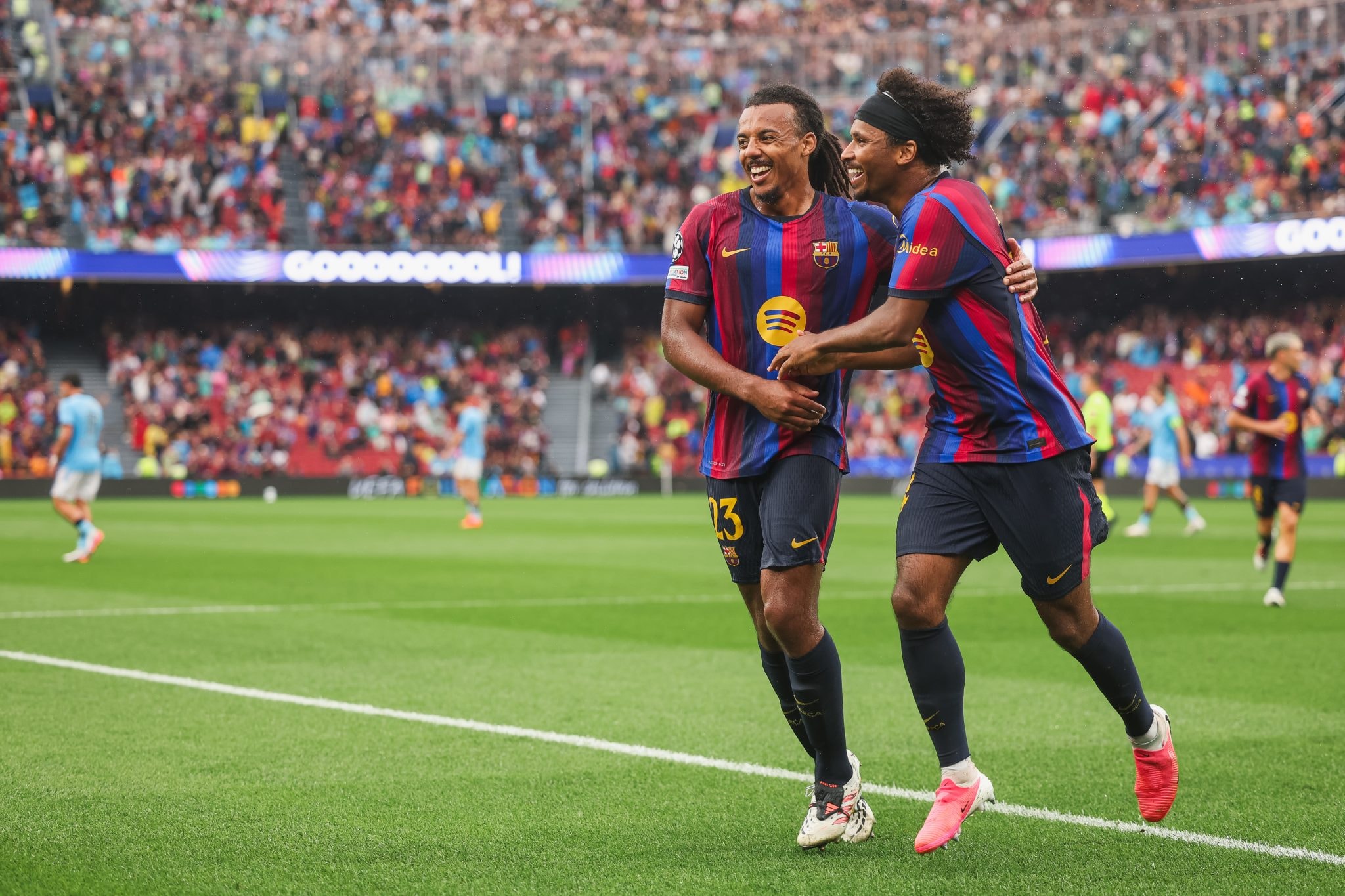 Jules Koundé et Karim Adeyemi du Barça