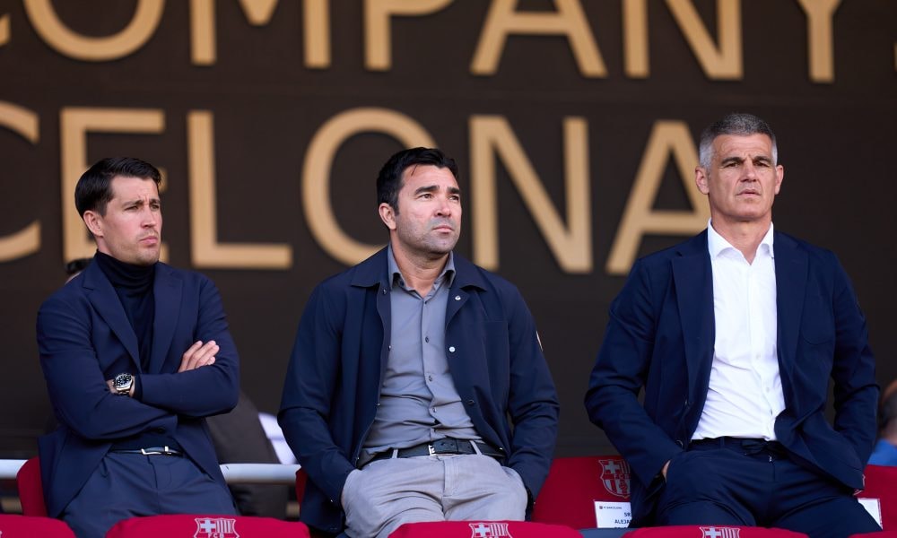 L’effectif du FC Barcelone réuni sur la pelouse avant une rencontre.