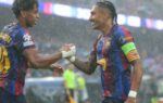 Raphinha et Lamine Yamal au Camp Nou pendant la victoire du Barça contre Feyenoord.