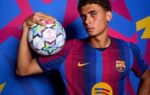 Hamza Abdelkarim et Jesse Bisiwu sous les couleurs du FC Barcelone.