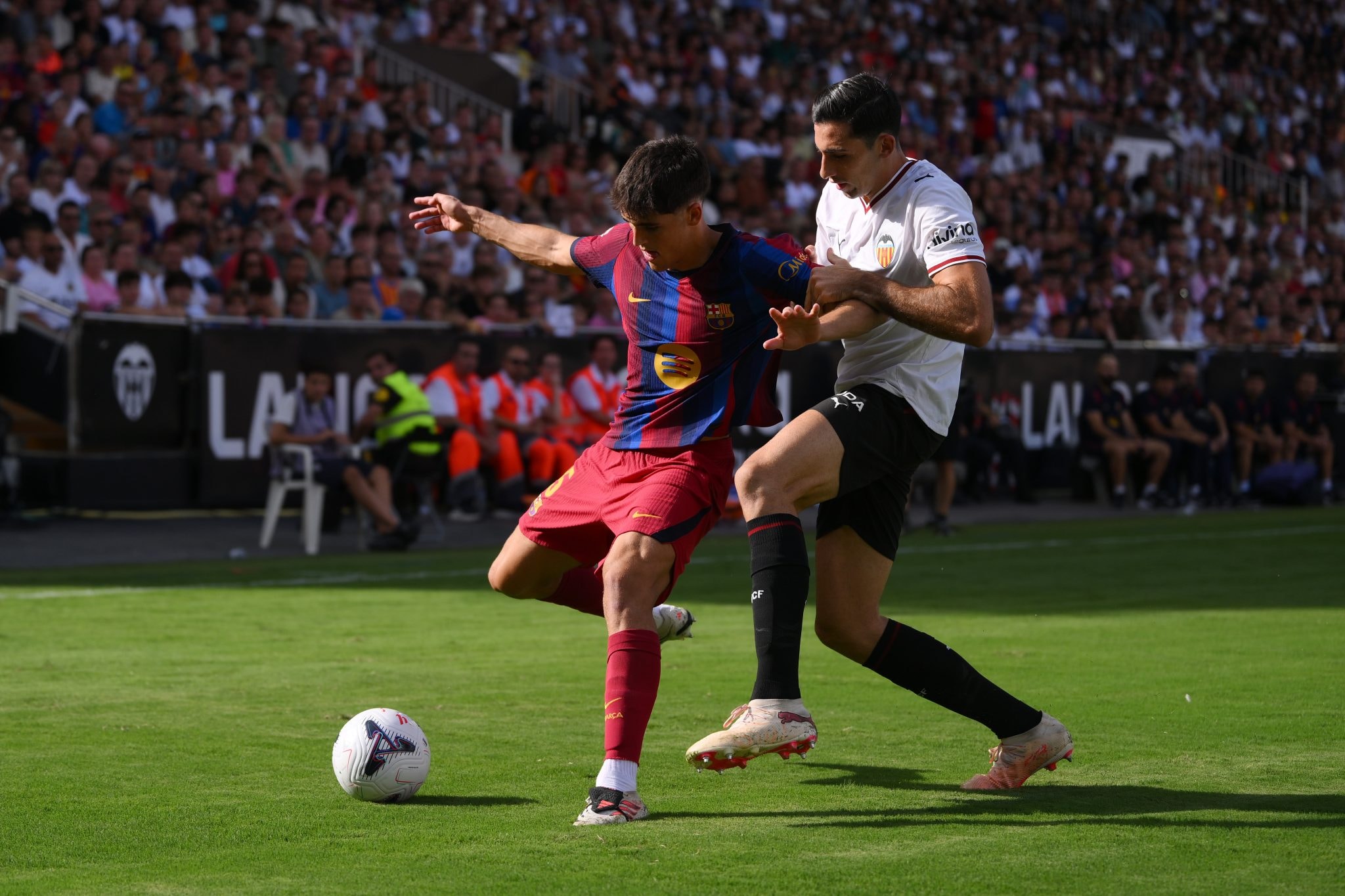 Pau Cubarsi, Barcelona player