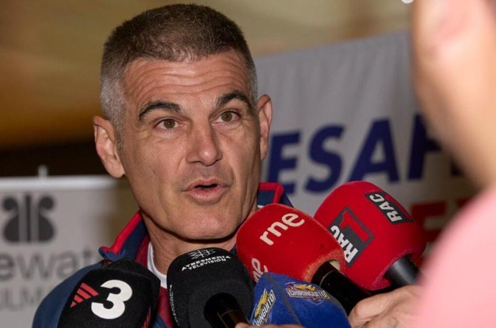 Enric Masip lors d’une prise de parole avant le Clásico entre le Barça et le Real Madrid.