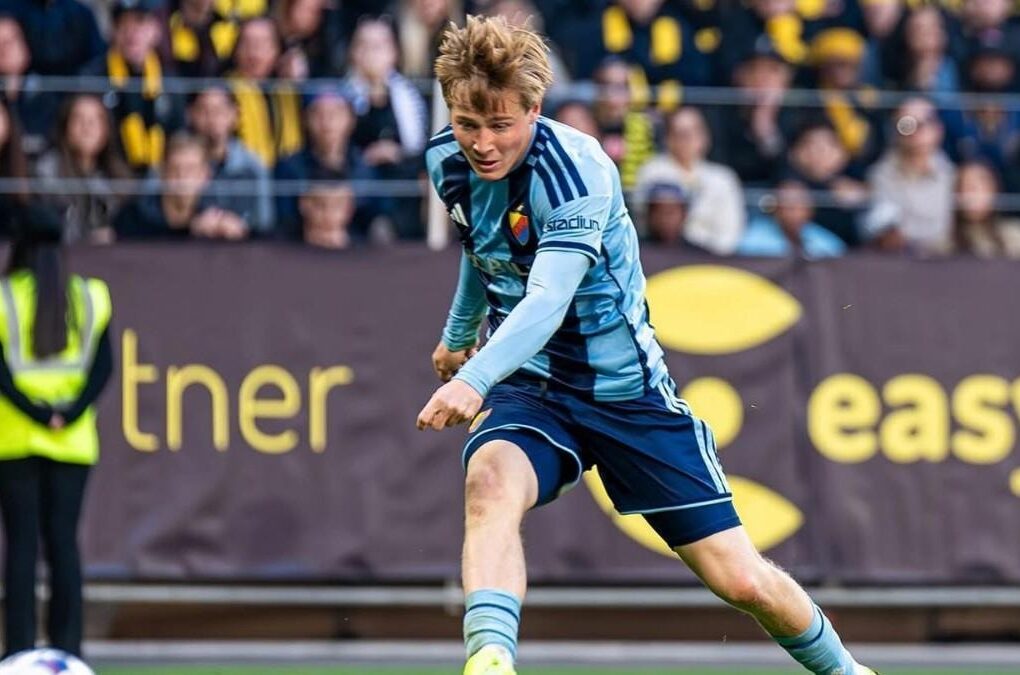Bo Hegland sous les couleurs de Djurgården.