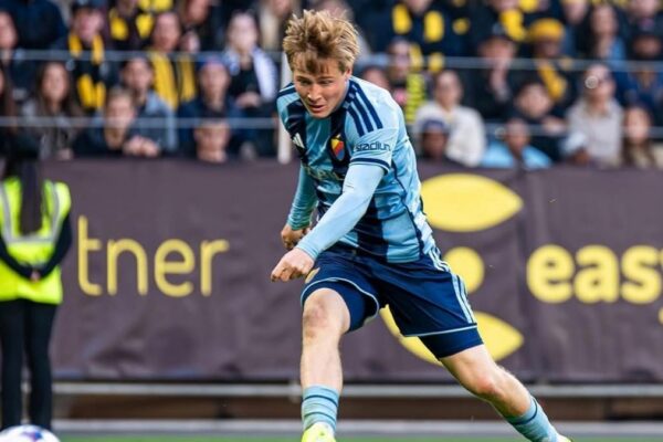 Bo Hegland sous les couleurs de Djurgården.