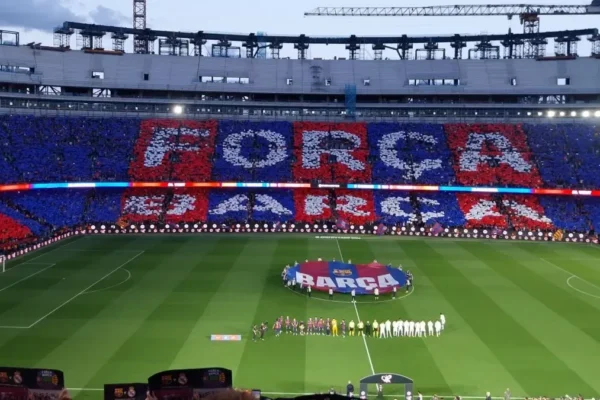 Les tribunes du Camp Nou lors d’un Clásico entre le Barça et le Real Madrid.