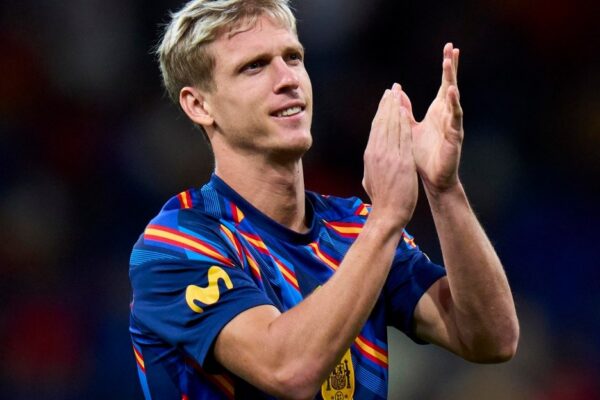 Dani Olmo avec la sélection espagnole.