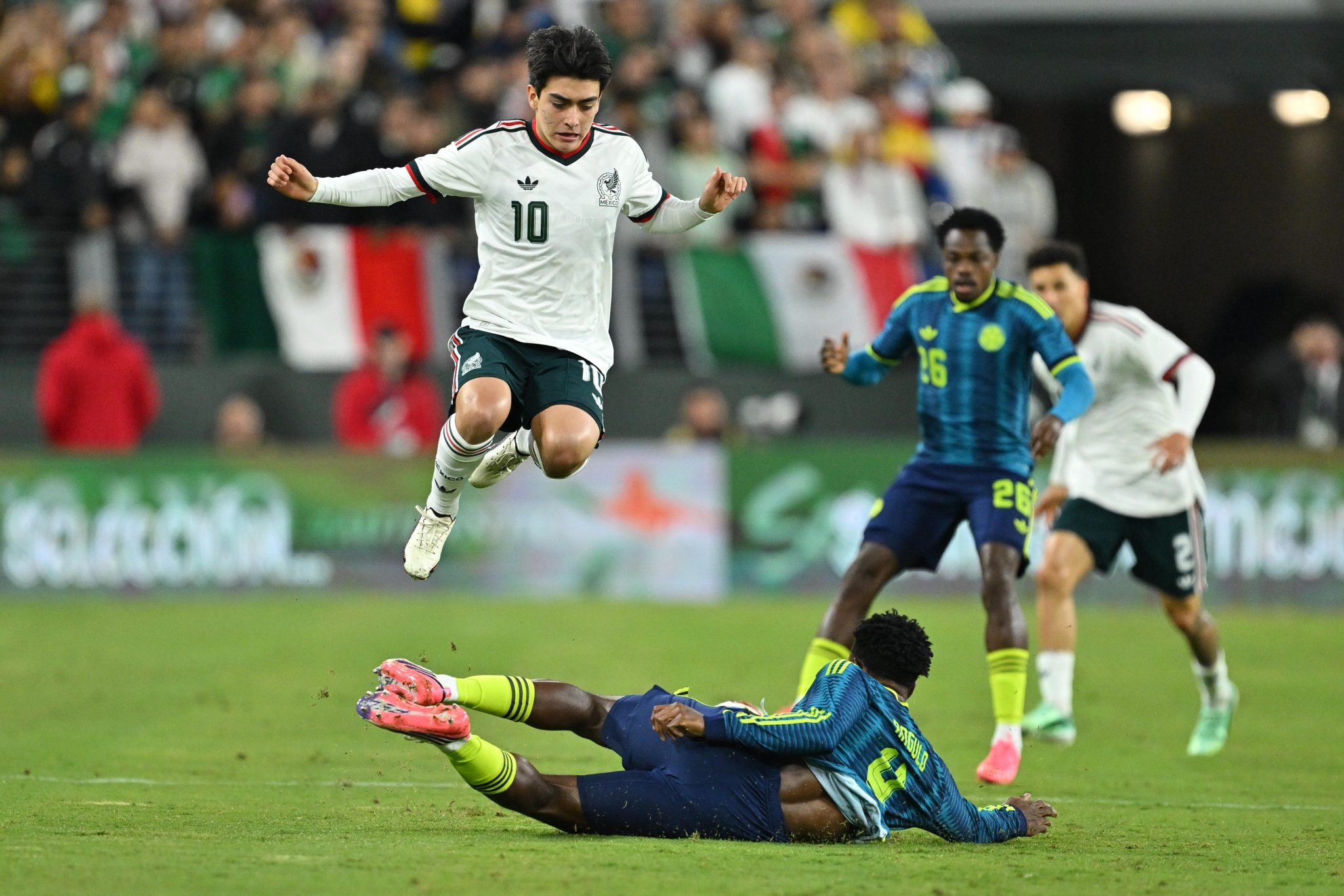 Gilberto Mora, talent mexicain