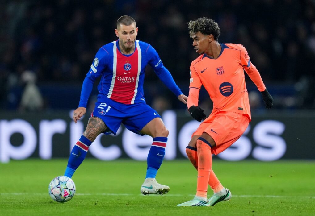 Lucas Hernández et Lamine Yamal lors d’un duel entre le Paris Saint-Germain et le Barça.