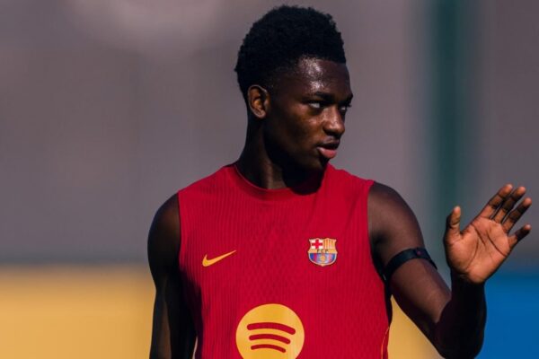 Jesse Bisiwu à l'entraînement avec le Barça.