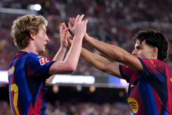 Lamine Yamal sur le côté droit de l’attaque du Barça.