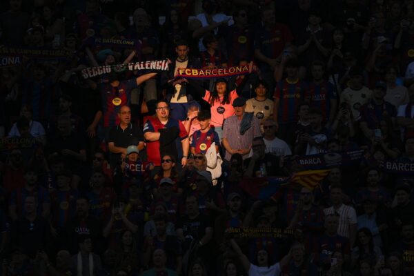 Les joueurs du Barça et de Galatasaray lors d'une rencontre européenne à Istanbul.