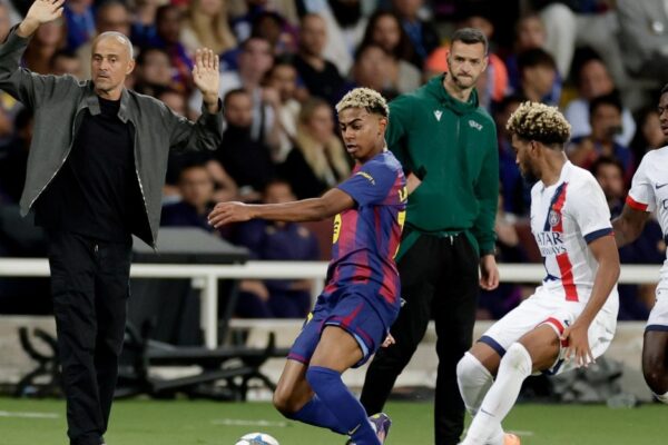 Luis Enrique en conférence de presse avant le match du PSG contre le Barça.