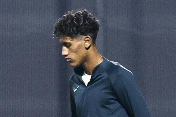 JJ Gabriel, le jeune joueur de Manchester United suivi par le Barça.
