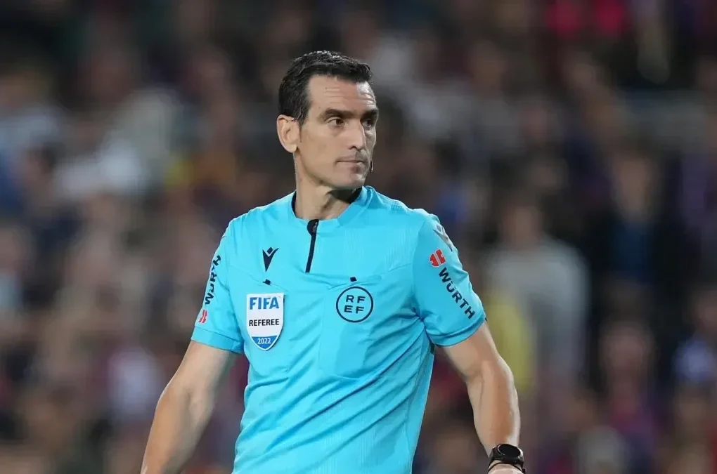 Juan Martínez Munuera, désigné pour arbitrer le Clásico entre le Barça et le Real Madrid.