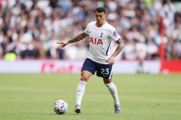 Pedro Porro, le latéral droit de Tottenham suivi par le Barça.