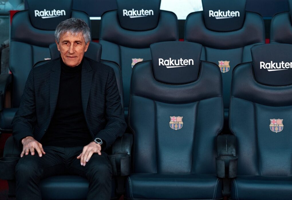 Quique Setién sur le banc du Barça lors de son passage comme entraîneur.
