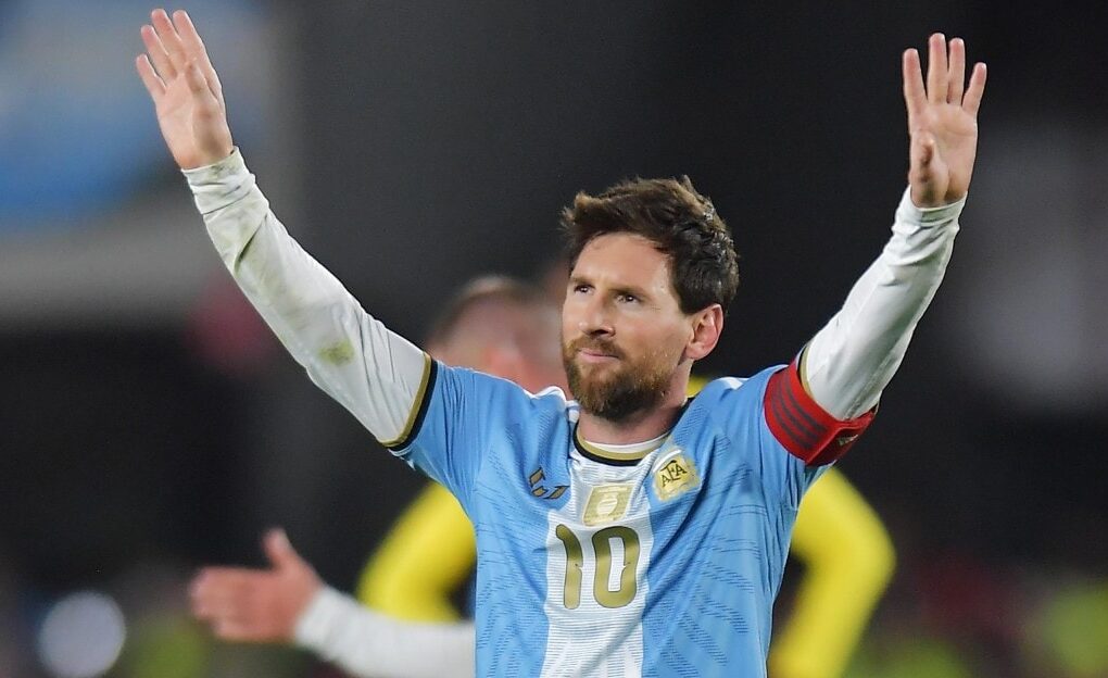 Lionel Messi sous le maillot de l'Argentine lors de son match d'adieu face au Bénin.