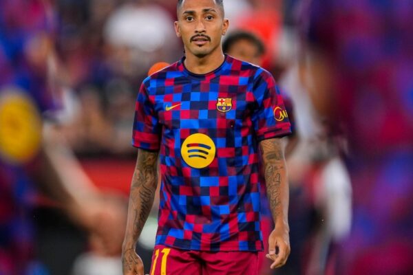 Raphinha, capitaine et meilleur buteur du Barça, sous le maillot blaugrana.