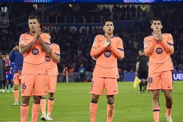 Gerard Martín, défenseur du Barça, lors d’un match contre le Paris Saint-Germain.