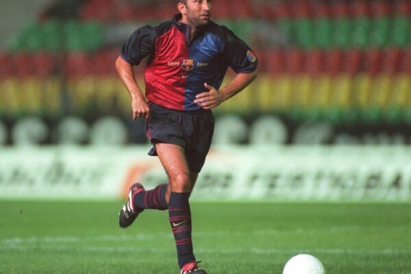 Les défenseurs du Barça en action sur le terrain.