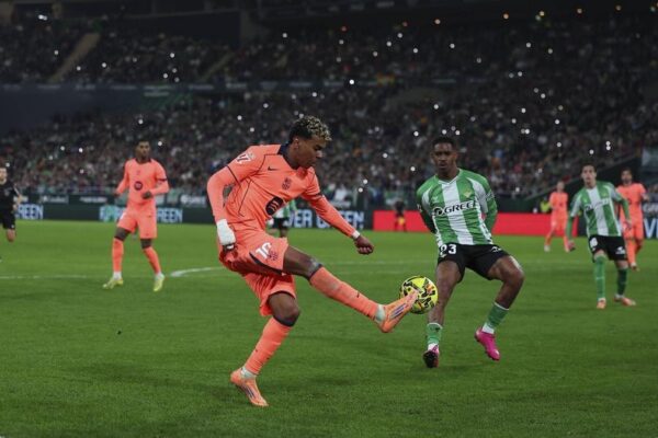 Les joueurs du Barça et du Betis lors d'une rencontre de Liga.