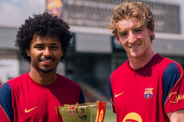 Des recrues du Barça et du Real Madrid comparées après leurs premiers matchs de la saison.