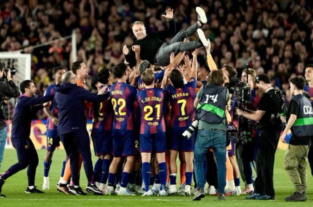 Hansi Flick, entraîneur du Barça, lors d’un Clásico face au Real Madrid.