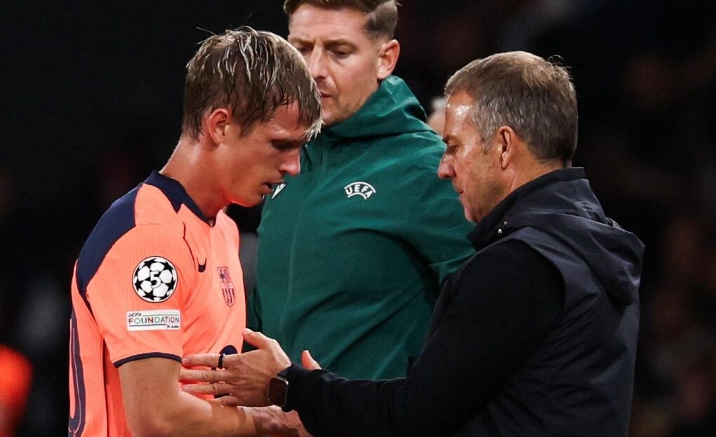Dani Olmo sous le maillot du Barça lors d'un match.