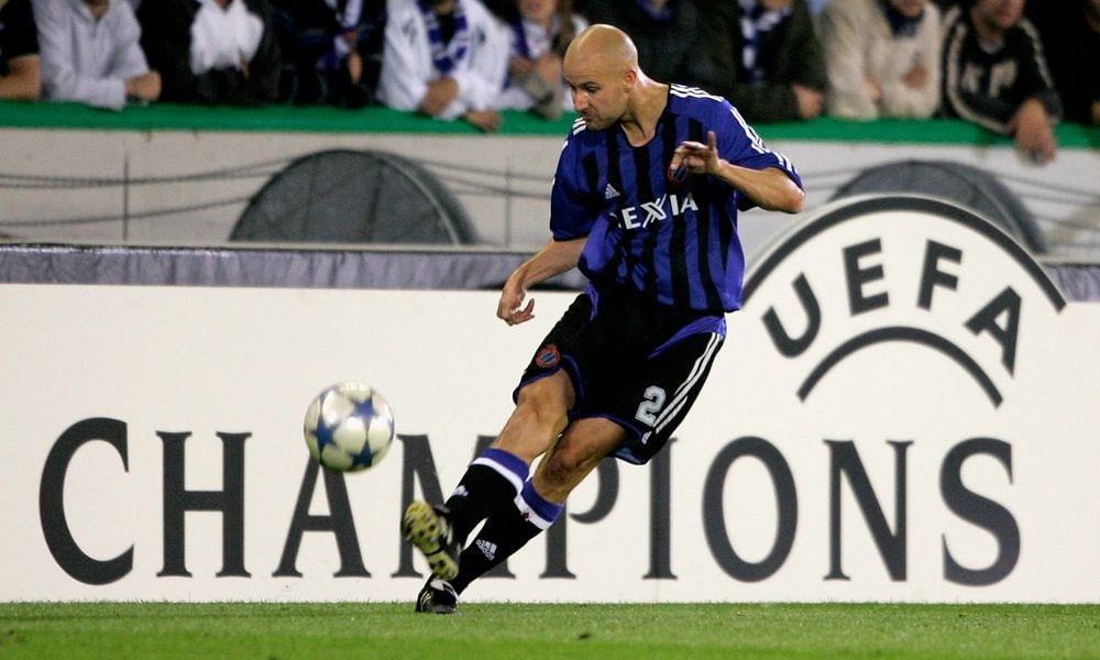 Nicolò Tresoldi, attaquant du Club Brugge, sur un terrain de football.