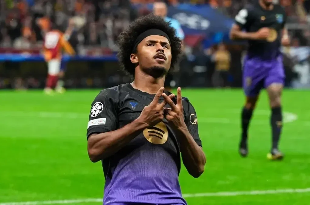 Karim Adeyemi, qui a évoqué sa relation avec Hansi Flick et son adaptation au Barça.