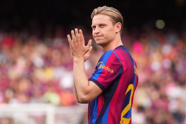 Frenkie de Jong, milieu de terrain du Barça, lors d'un entraînement.