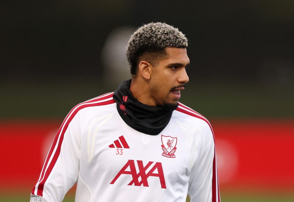 Ronald Araújo sous les couleurs de Liverpool.