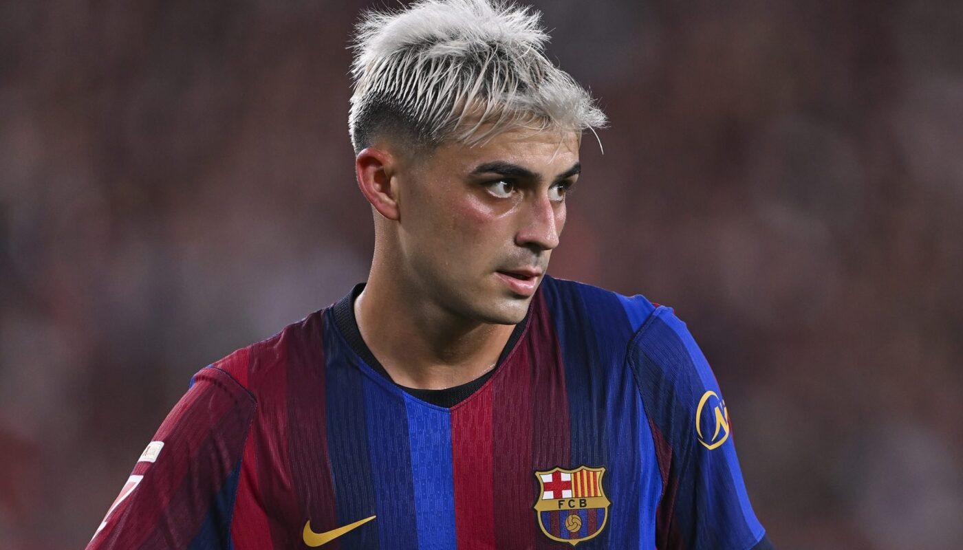 Pedri sous le maillot de l’Espagne lors d’une action de jeu.