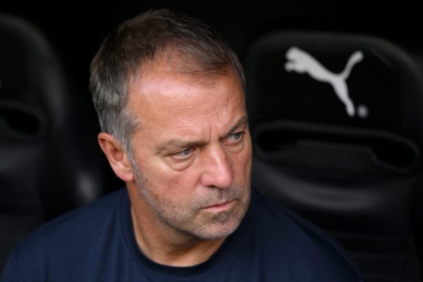 Hansi Flick, l’entraîneur du Barça, avant le déplacement à Galatasaray en Ligue des Champions.