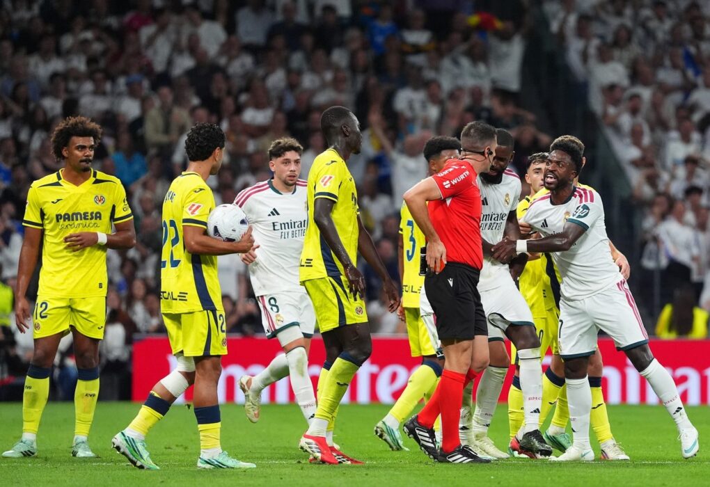 Vinícius Júnior, attaquant du Real Madrid menacé de manquer le Clásico face au Barça.