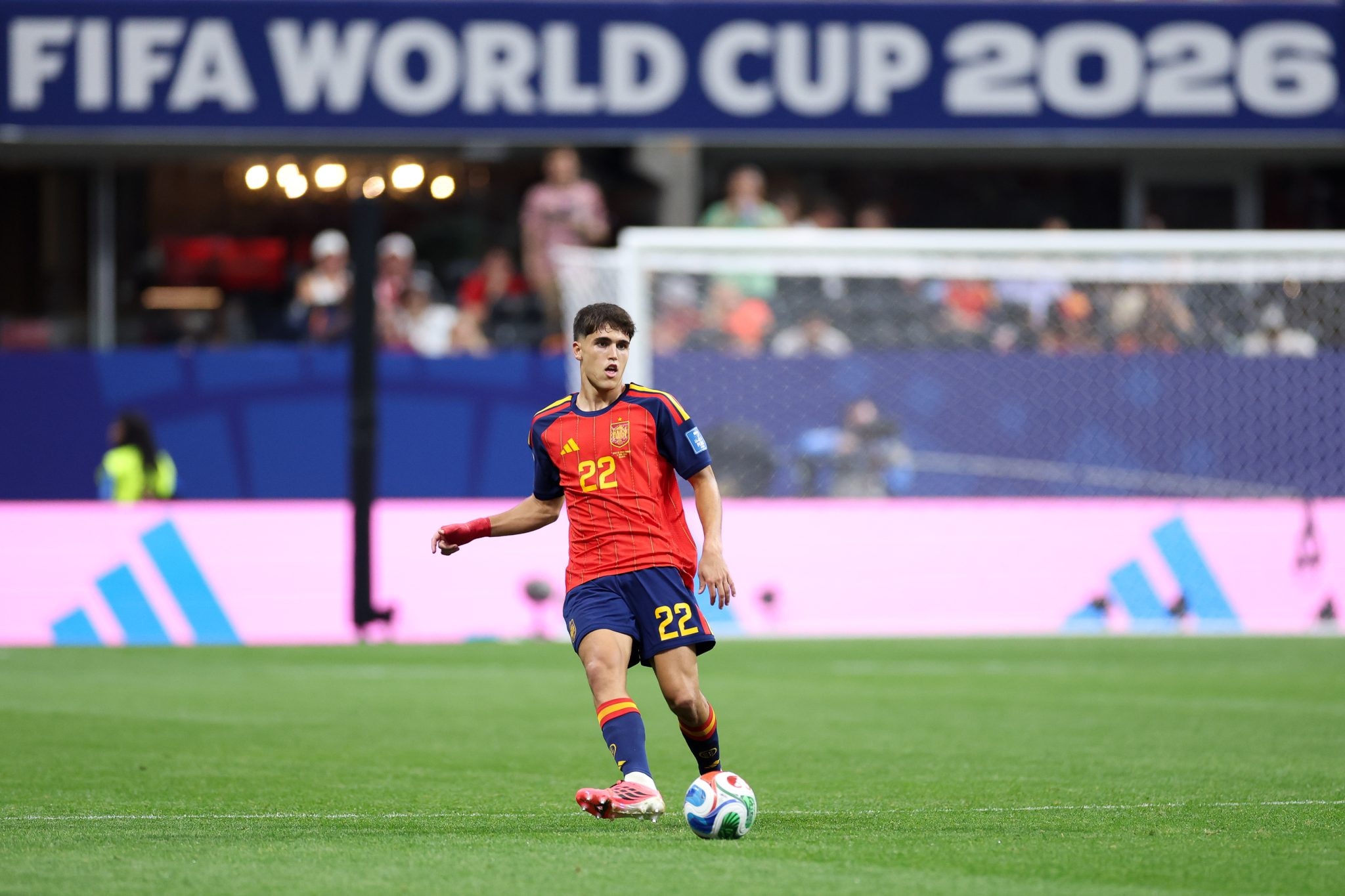 Pau Cubarsí, défenseur espagnol et du Barça