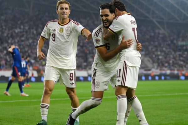 Mikel Merino lors du match de l'Espagne contre la Croatie en Ligue des nations.