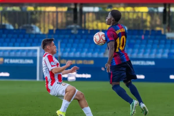 Les joueurs du Barça Atlètic sur le terrain lors d’un match.